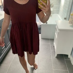 Perfect burgundy dress for summer